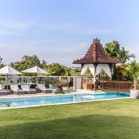 Villa Jaal Kuta  Ngoại thất bức ảnh