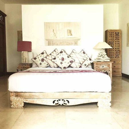 Villa Jaal Kuta  Ngoại thất bức ảnh